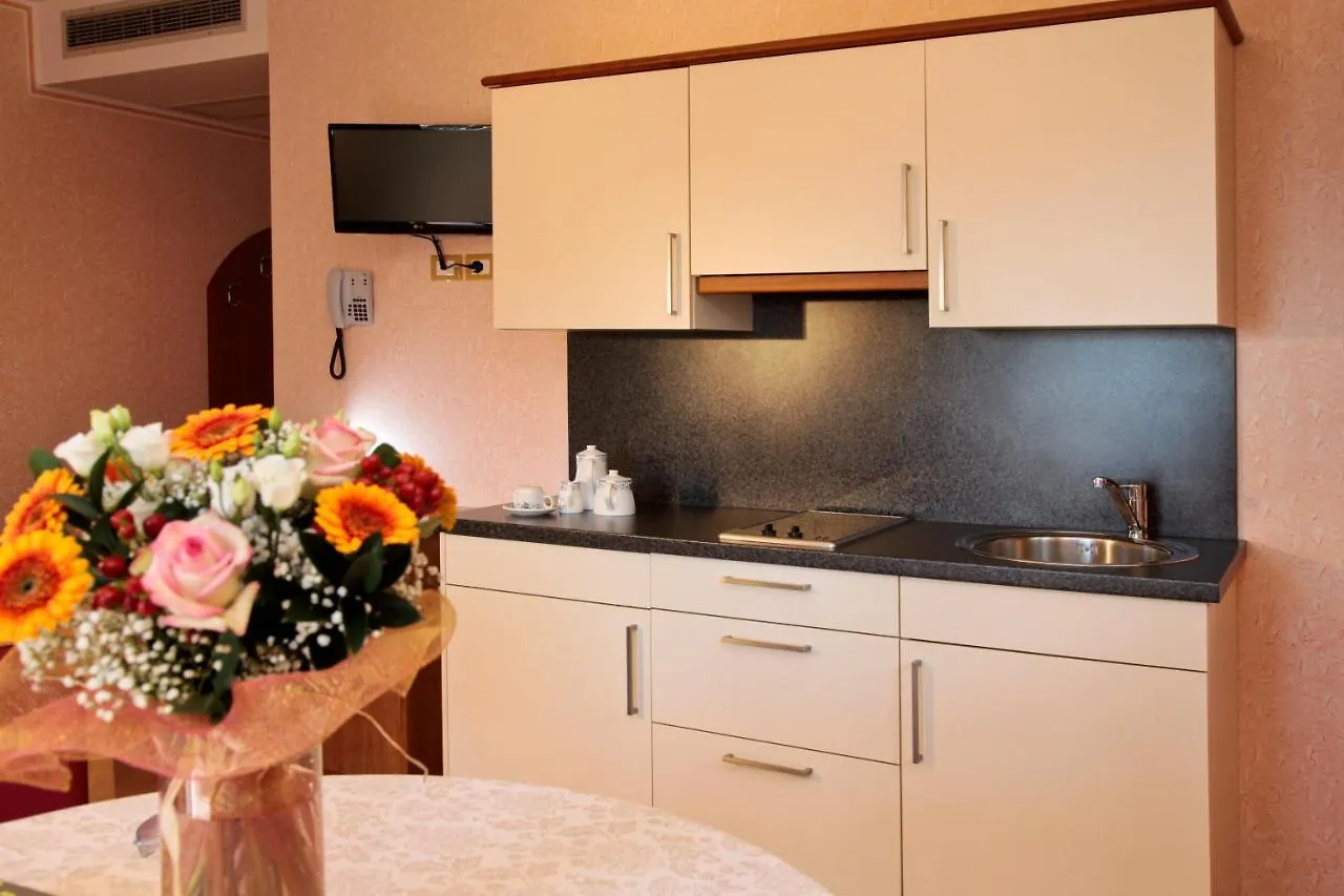 Hotel Residence Villa Beatrice Brenzone sul Garda