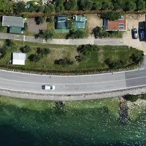Kemp Antonio, Brenzone sul Garda